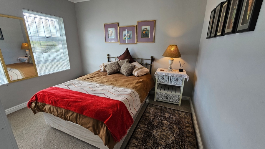 To Let 3 Bedroom Property for Rent in Paradise Western Cape